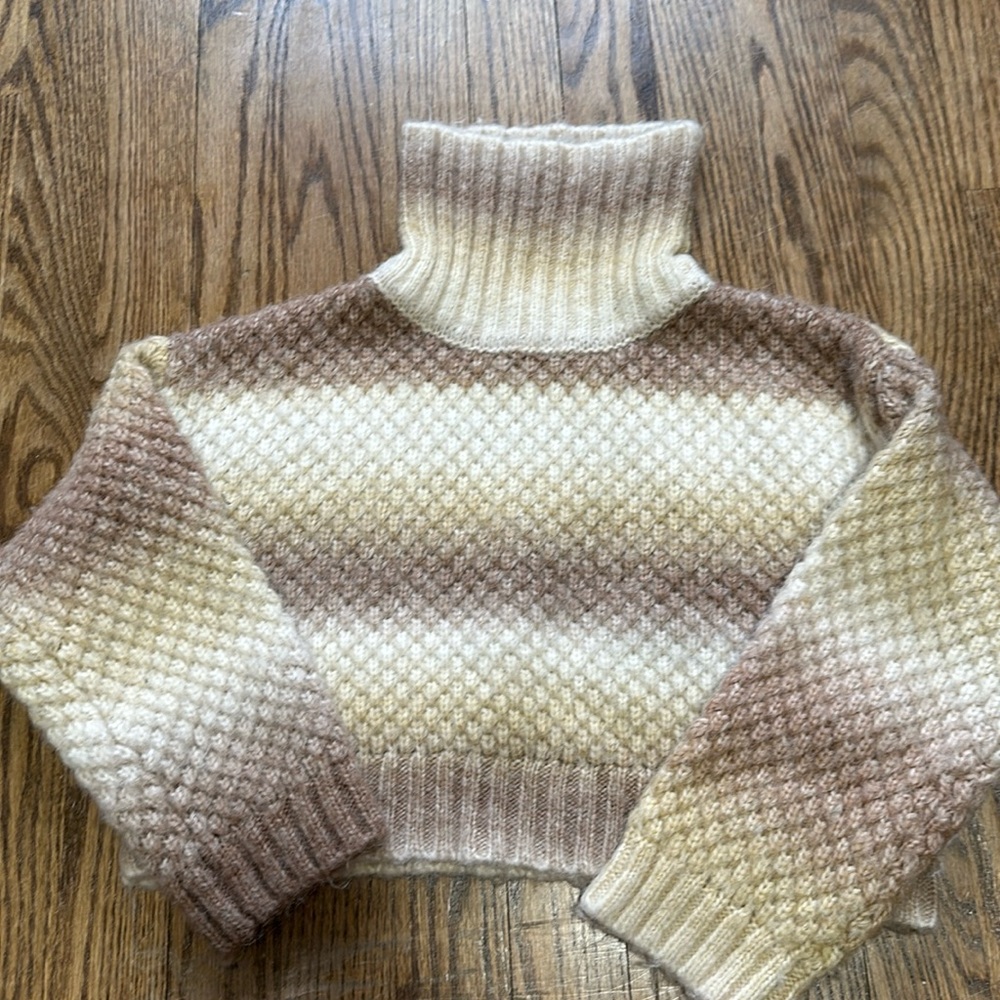 Zara girls crop knitted sweater